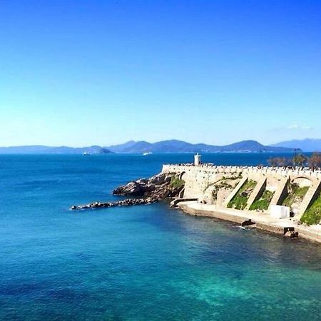 Luxury Apartment Centro Storico Piombino Exterior foto